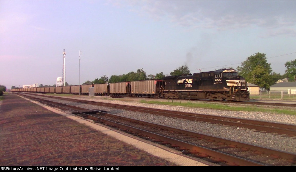 BNSF coal train DPU